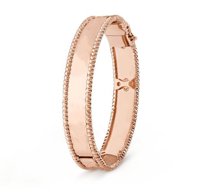 Wholesale Designer Bracelets Signature Jewlery Women fashion brand Bracelet For Womens Girls Valentine's Jewelry Bijoux Cjewelers gift