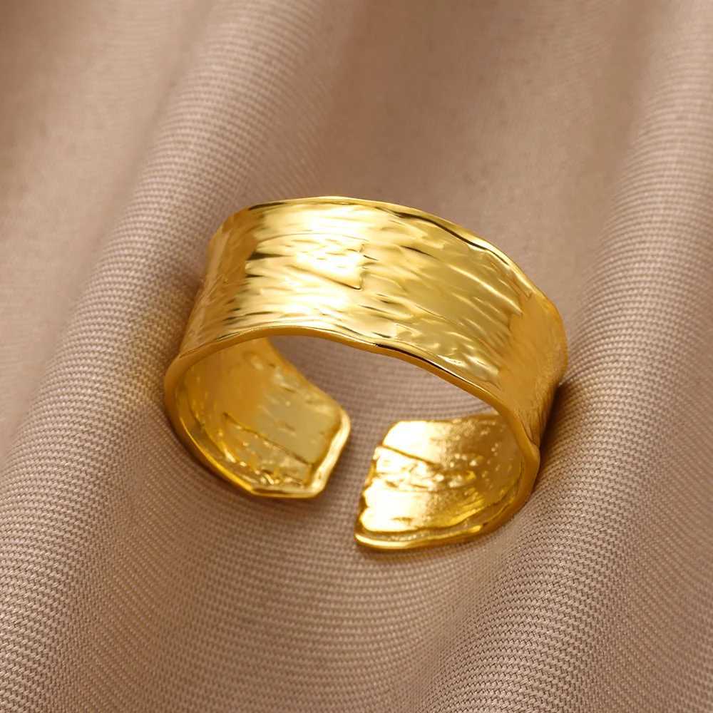 Womens stainless steel ring gold adjustable opening ring couple vacation beach waterproof jewelry gift W240802