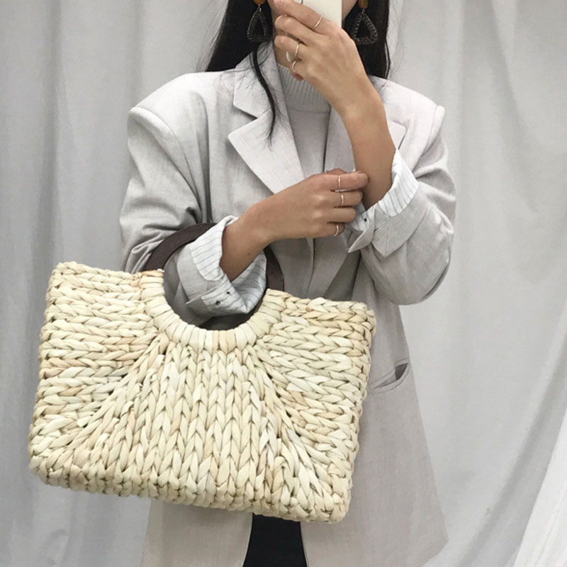 Wooden ring Portable Women straw Bag Korean Foreign of Corn Skin RETRO Art Beach Bag Travel Pictures Props Straw Bag Moon Bag