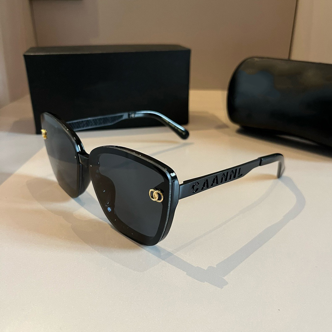 designer sunglasses luxury sunglasses for Woman and Man Goggle Beach Sun Glasses Retro Eyeglass with large effect Atmosphere highlights individuality UV400