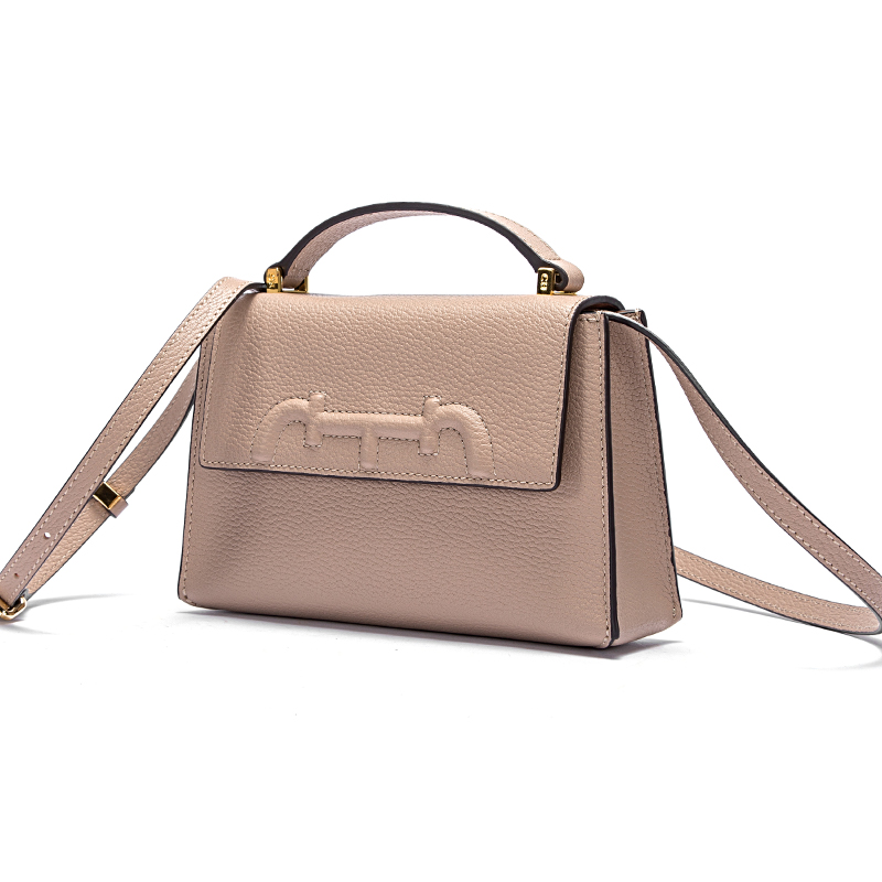 Classic Women's Shoulder Bag, Crossbody Bag, Luxurious Retro Fashion Exquisite, Solid Color Design, Elegant and Versatile