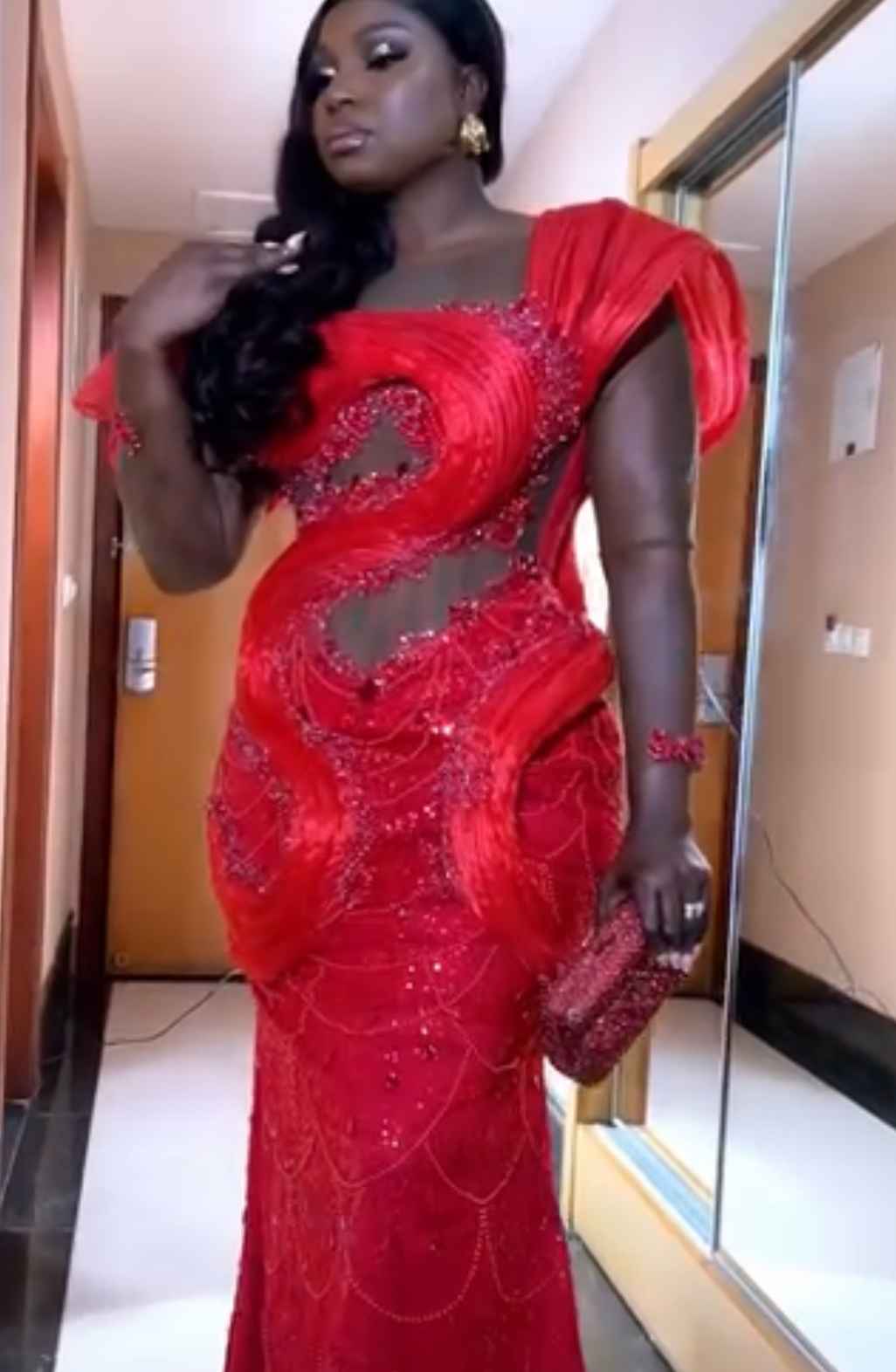 2024 Plus Size Red Mermaid Evening Dresses Lacefull Crystals Beaded Stylish Prom Formal Party Second Reception Birthday Engagement Gowns Dress for Wom