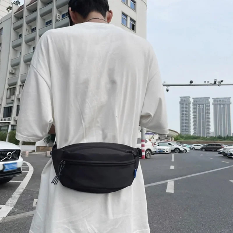 Street Style Waist Bag Hip Pack Woman Nylon Fanny Fashion Shoulder Crossbody Chest Bags Unisex Hop Belt Packs 240830Z