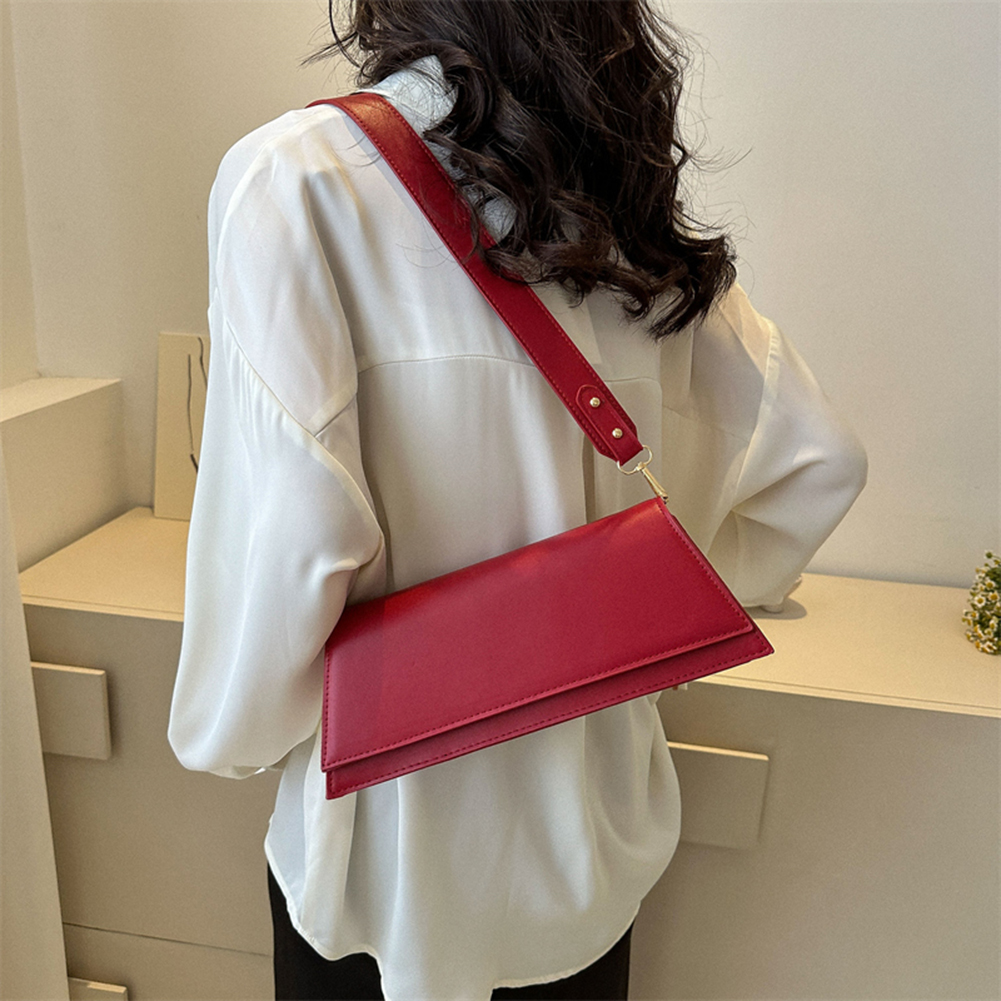 New Arrival Fashion Women's Small Crossbody Bag PU Leather Messenger Bag Handbag Purse Summer Travel Armpit Bag for Female Tote