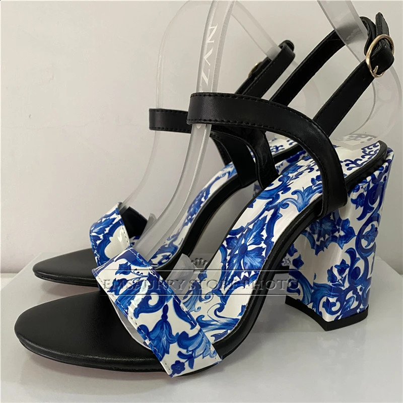 Blue and white ceramic tile printed sandals womens ankle strap genuine leather solid color open toe party shoes 240731
