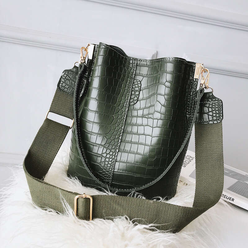 Bucket Crocodile Patterned Handbag With Purse Large Capacity Crossbody Bag Detachable Leather Shoulder Strap Internal Zipper Pocket