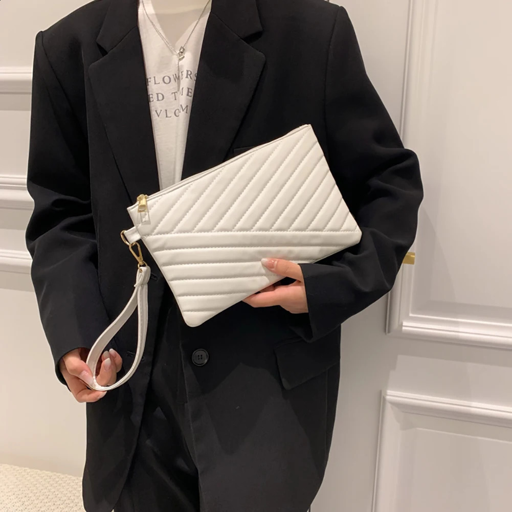 Women Wristlet Bag Stylish Women Leather Envelope Bag Shopping Traveling Portable Small Purse Clutch Wallet 240802