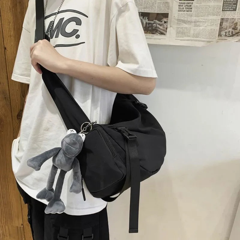 Japanese Functional Nylon Sling Bag Neutral Large Capacity Shoulder Handbags Crossbody Bags Female for Women Girl Messenger 240802