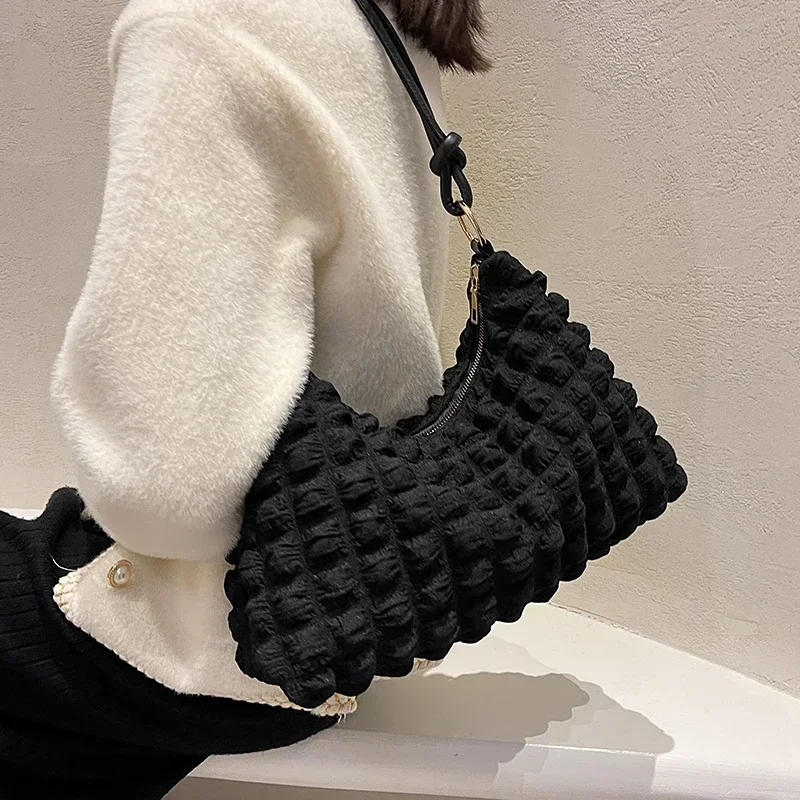 2023 New High-quality Lightweight Large Tote Bag Armpit Bag Soft Cloud Cotton Candy Women's Designer Handbag Gentle Shoulder Bag