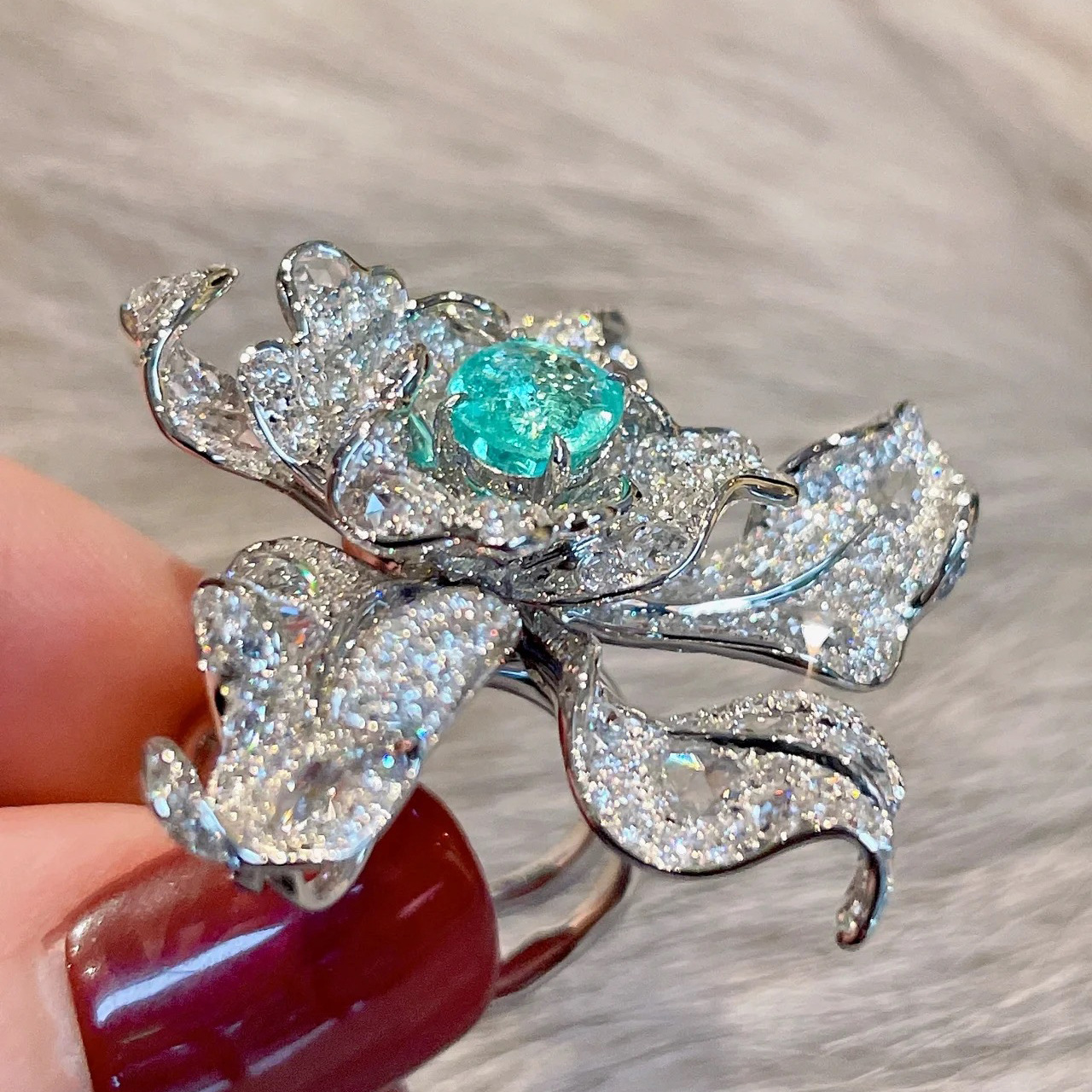 Unique Oval Green Gemstones Sier Adjustable wer Ring for Women