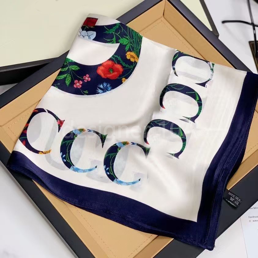 Scarf Designer Fashion real Keep high-grade scarves Silk simple Retro style accessories for womens Twill Scarve