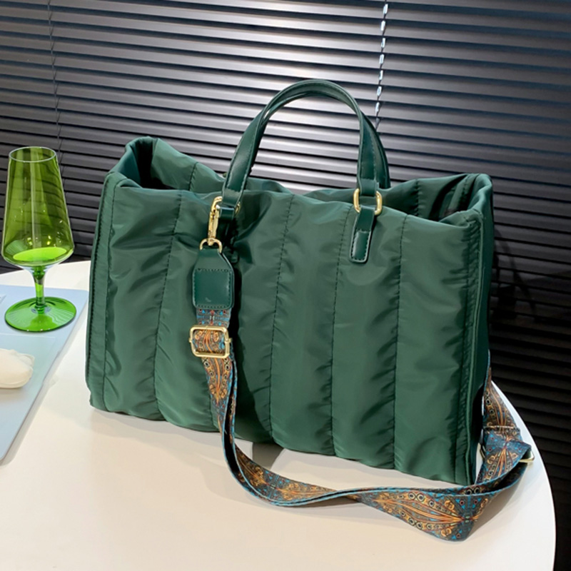 Luxury Brand Women Padded Large Capacity Handbags Green Big Totes Classic Nylon Down Cotton Shoulder Bag Office Lady Shopper Bag