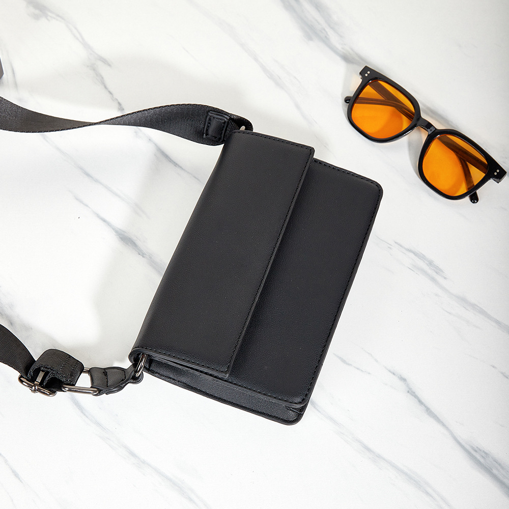 New men's bag high-quality retro casual shoulder bag diagonal cross mailman bag trendy and personalized small square bag wholesale