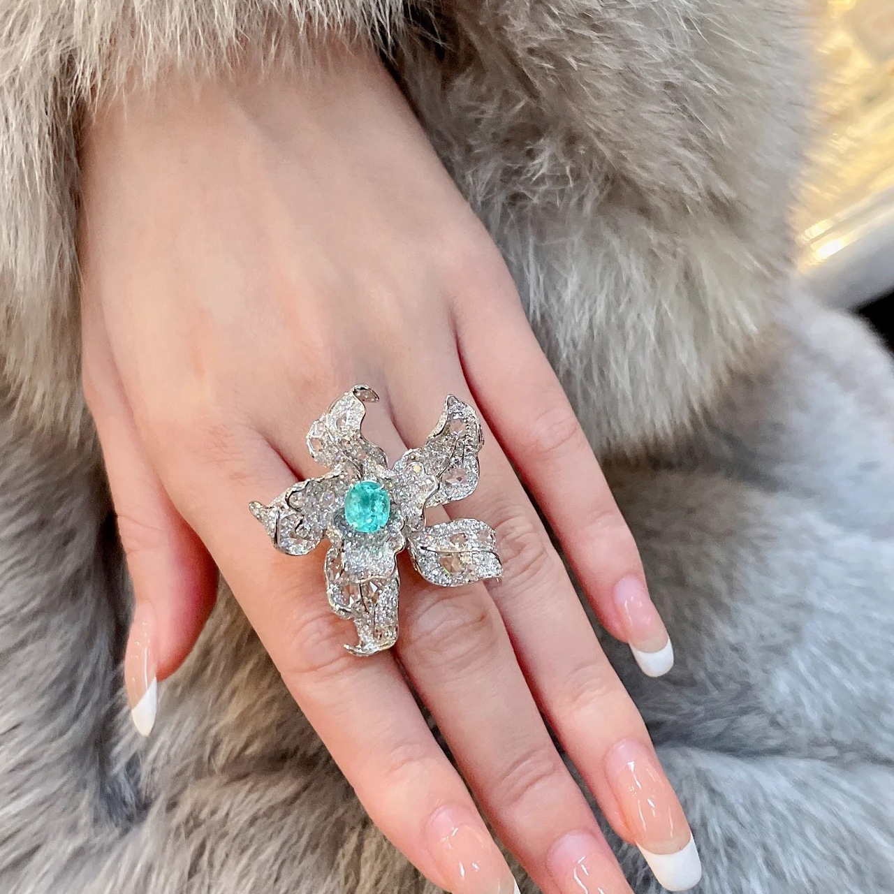 Unique Oval Green Gemstones Sier Adjustable wer Ring for Women