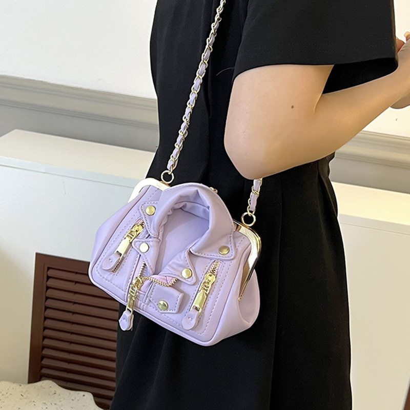 Luxury Women's Bag Quality Leather Rivet Clip Crossbody Bag and Purses Fashion Clothes Shape Lady Shoulder Bags Designer Handbag