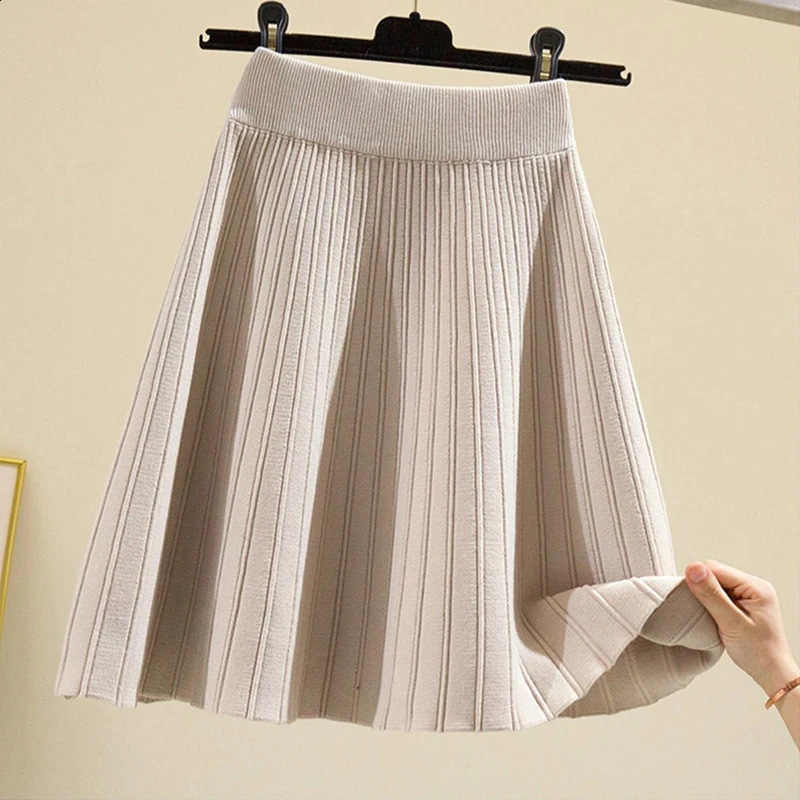 Vintage Knitted Mini Skirts Women High Waist Sweater Pleated Skirt Winter Streetwear Korean Solid All Match A Line Skirts 240802