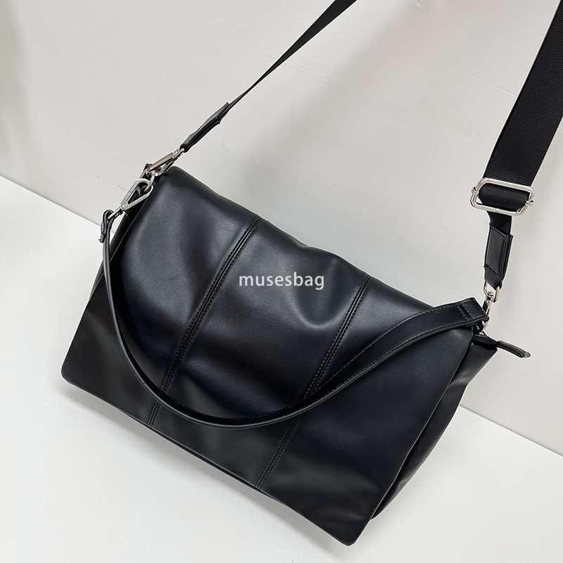 New men's trendy commuter crossbody bag with high-end feel large capacity leather shoulder bag casual mailman bag for men