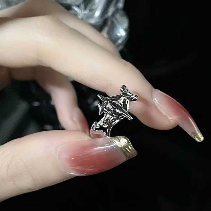 Silver Irregular Star Ring Vintage Gothic Ring Mens Fashion Cross Star Open Adjustable Ring Y2k Jewelry Gift W240802
