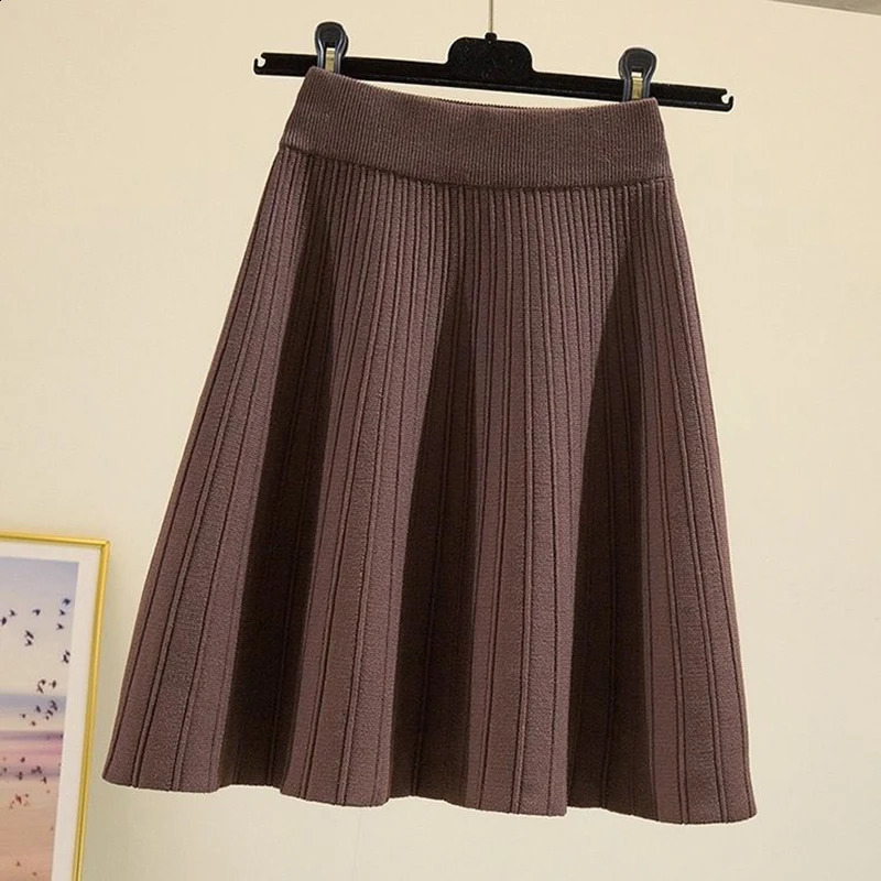 Vintage Knitted Mini Skirts Women High Waist Sweater Pleated Skirt Winter Streetwear Korean Solid All Match A Line Skirts 240802