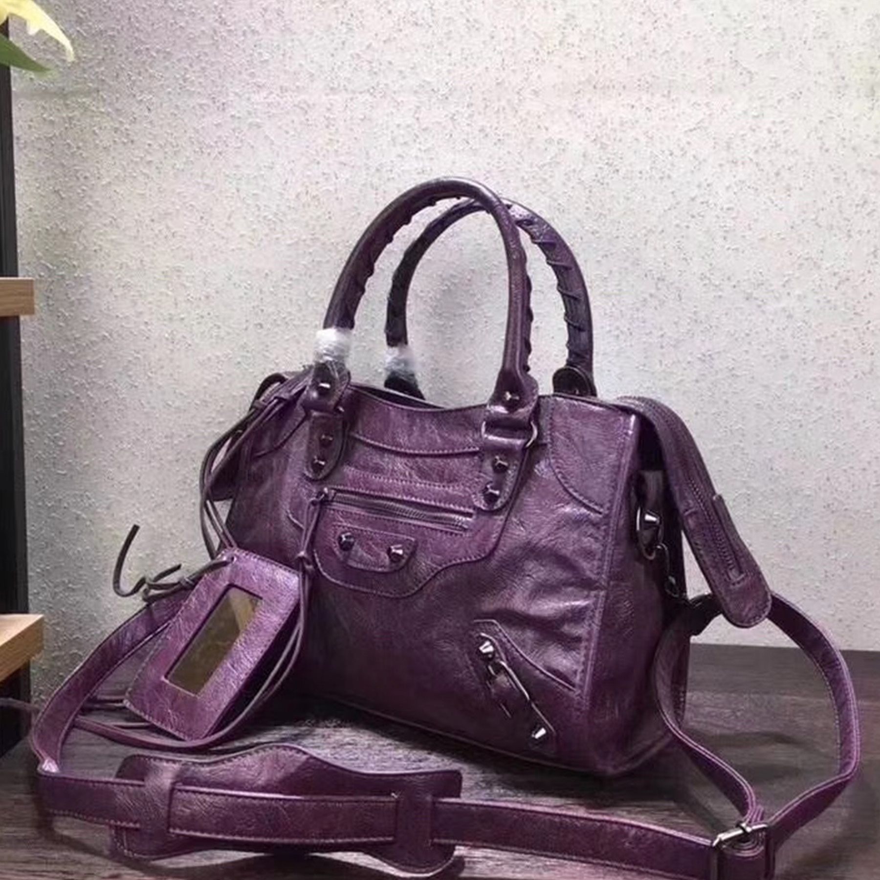2025 Motorcycle women s handbag designer bag trendy and fashionable women s shoulder bag fashionable and luxurious women s crossbody bag