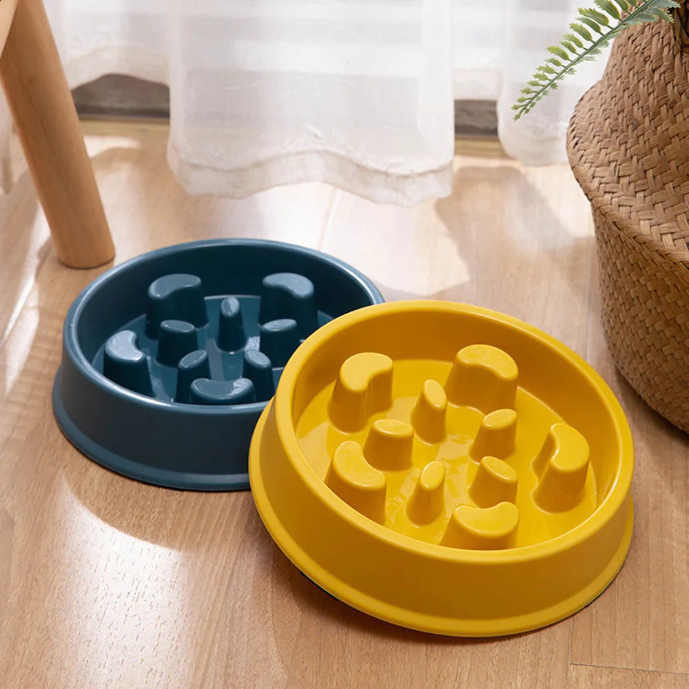 Round Dog Slow Plastic Puppy Eating Dish Anti-gulping Plate Feeder Pet Cat Food Bowl with Anti Slip Bottom 240802 26W0330