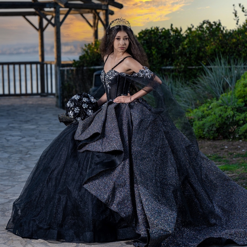 Black Shiny Quinceanera Dress Spaghetti Strap Princess Lace Beads Crystal Tull Sweet Birthday Party Gown Vestido De 15 Anos