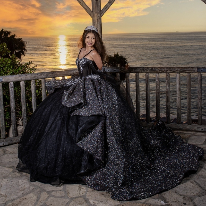 Black Shiny Quinceanera Dress Spaghetti Strap Princess Lace Beads Crystal Tull Sweet Birthday Party Gown Vestido De 15 Anos