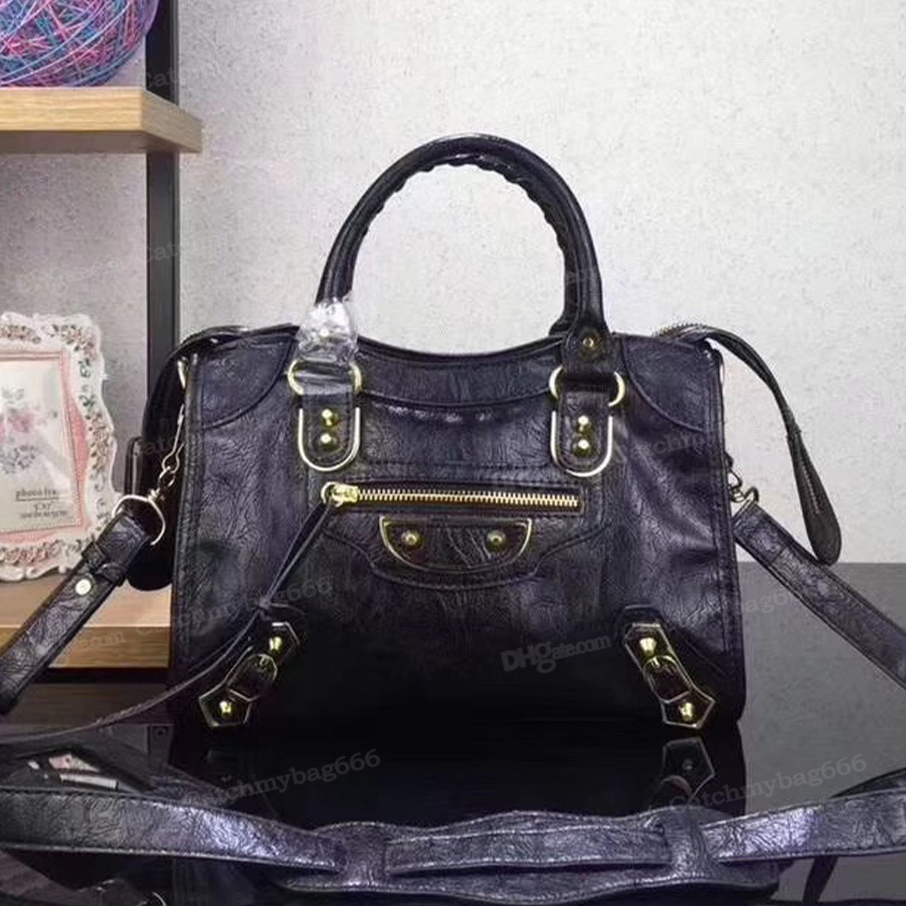 2025 Motorcycle women s handbag designer bag trendy and fashionable women s shoulder bag fashionable and luxurious women s crossbody bag