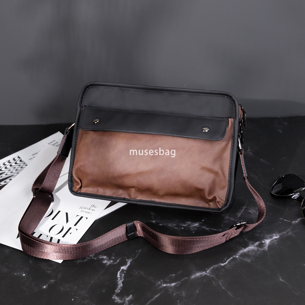 Men's bag, crazy horse leather shoulder crossbody bag postal bag casual retro trendy brand Korean version small backpack fashionable and trendy n
