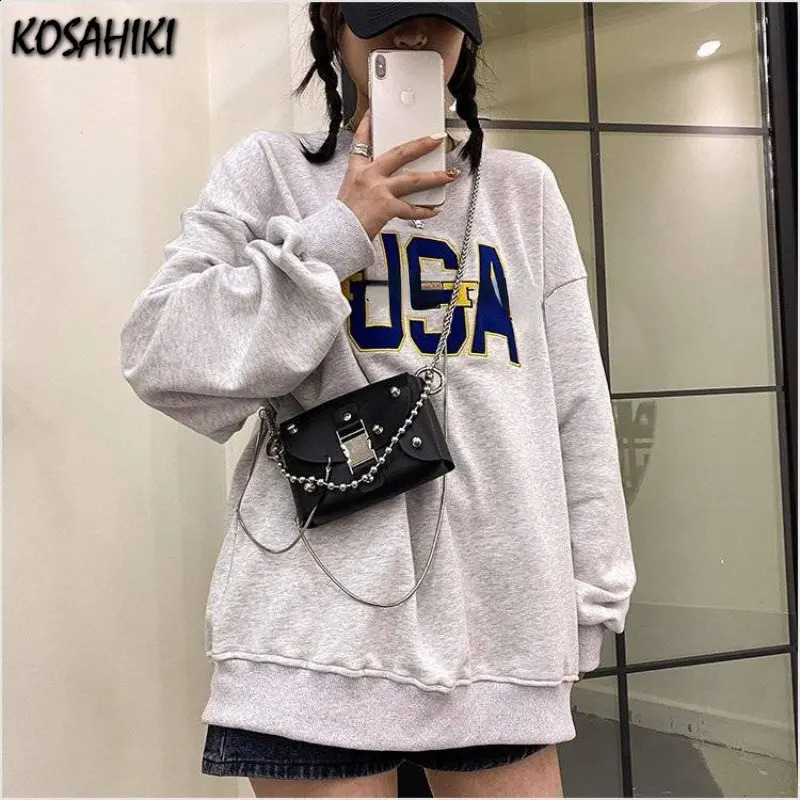 Vintage Y2k Aesthetic Punk Shoulder Crossbody Bag Fashion Gothic Rivet Chain Handbags Women Streetwear Trendy Mini Square Bags 240802