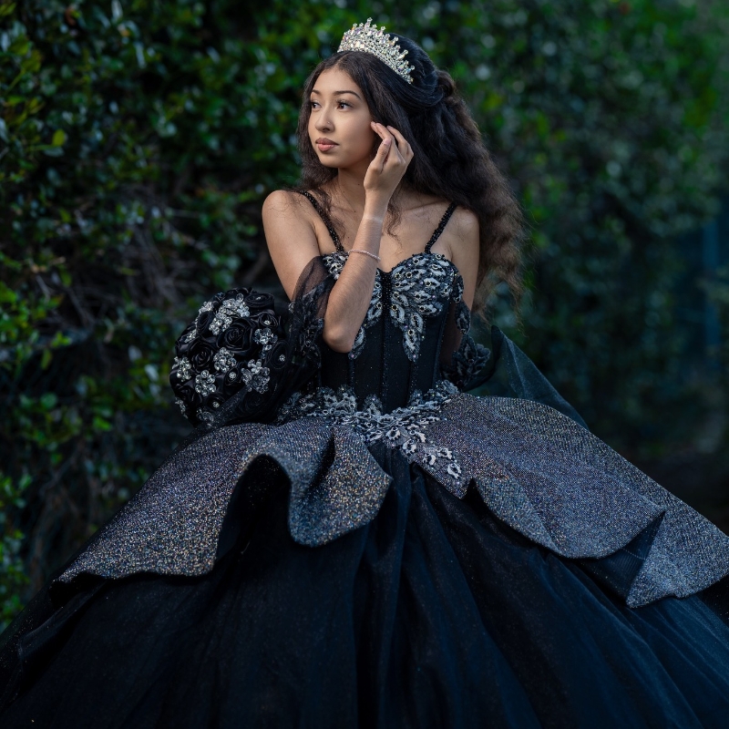 Black Shiny Quinceanera Dress Spaghetti Strap Princess Lace Beads Crystal Tull Sweet Birthday Party Gown Vestido De 15 Anos
