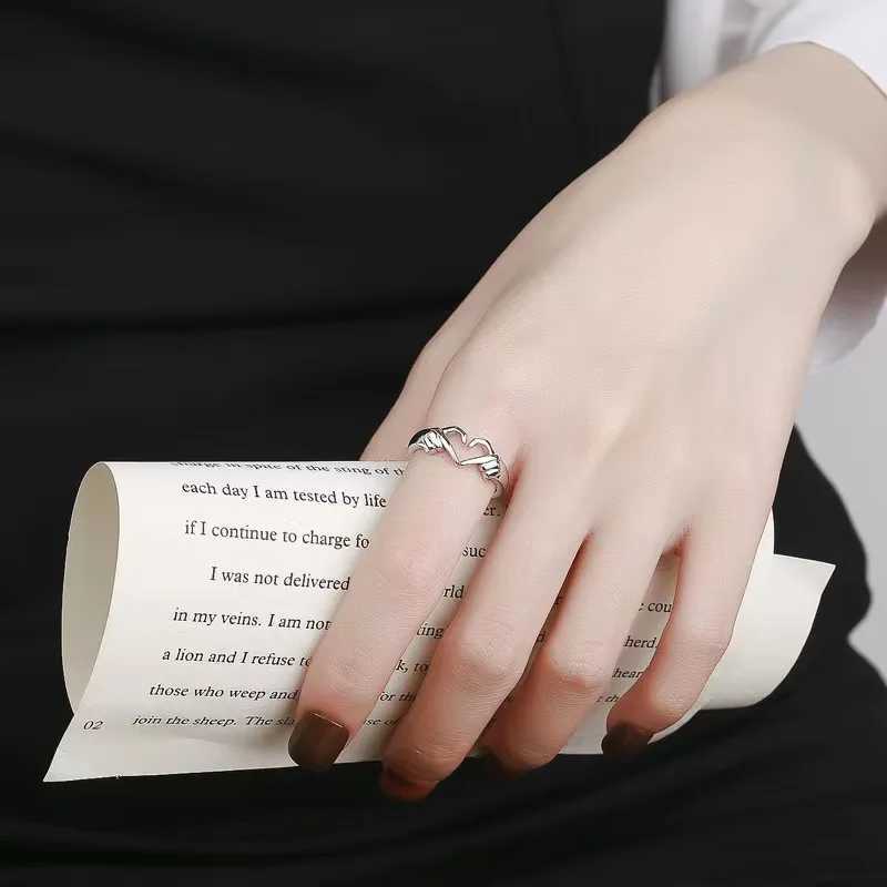 Promise Two Hands Love Couple Ring Romantic Woman I Love You Forever EngraveRing Unique Friendship Jewelry W240802