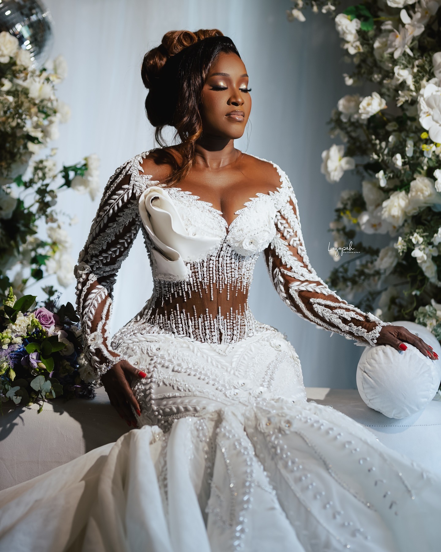 2024 Arabic Aso Ebi Plus Size White Mermaid Wedding Dresses Lacefull Pearls Full Sleeves Luxurious Bridal Gowns Dress ZJ056