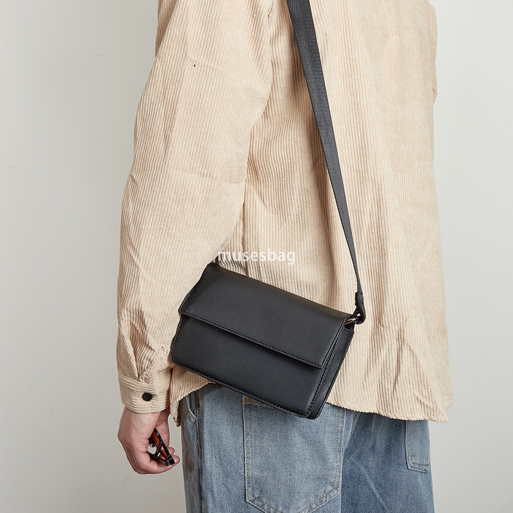 New men's bag high-quality retro casual shoulder bag diagonal cross mailman bag trendy and personalized small square bag wholesale