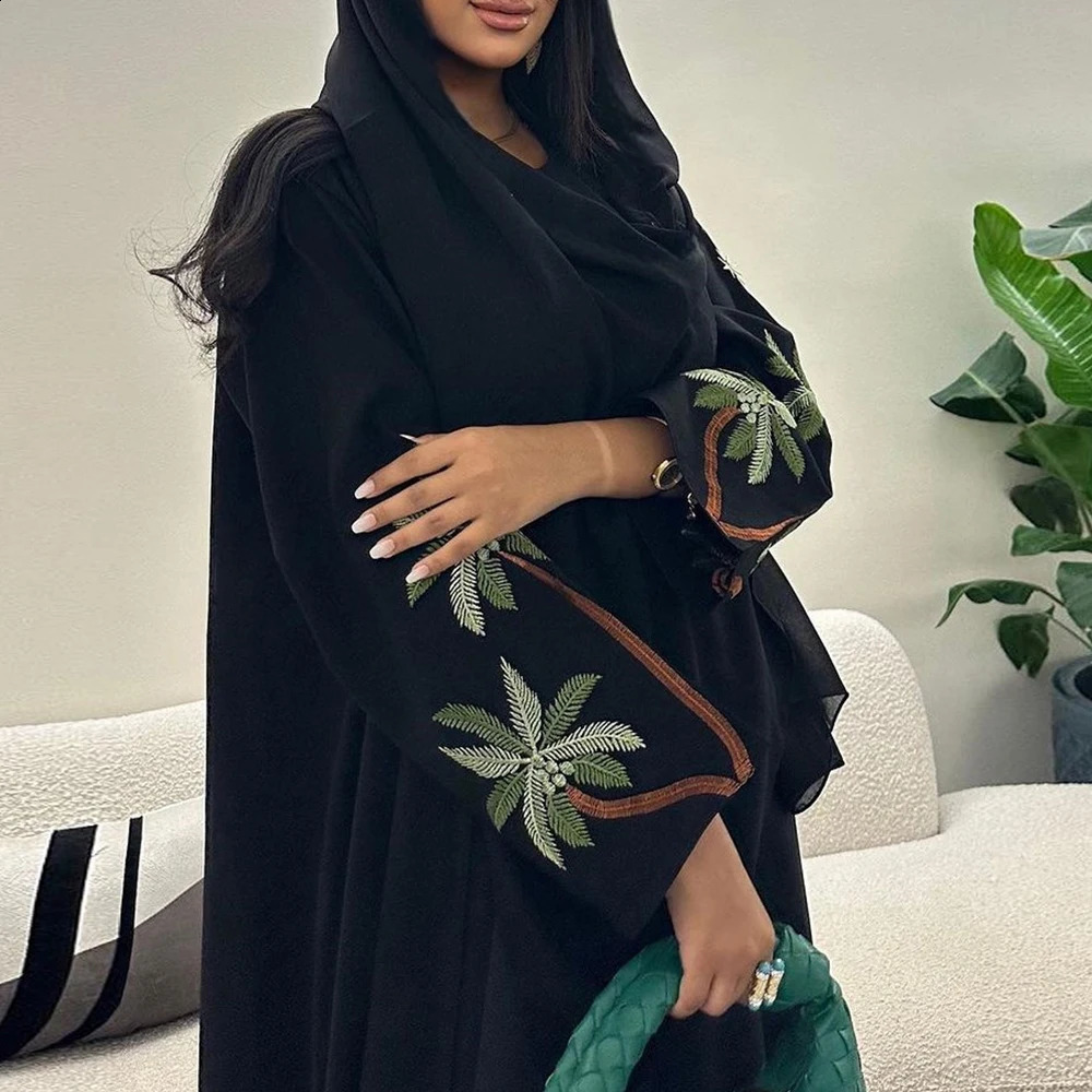 2024 Black Casual Open Kimono Abaya For Muslim Women Ramadan Eid Jalabiya Embroidery Long Sleeve African Moroccan Robe 240802