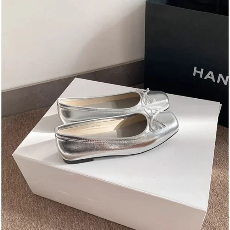 Low Heel Elegant Woman Flats With Bow Shoes for Women Non Slip Summer Chic Point On Sale Quick Delivery Lastest Casual 240802