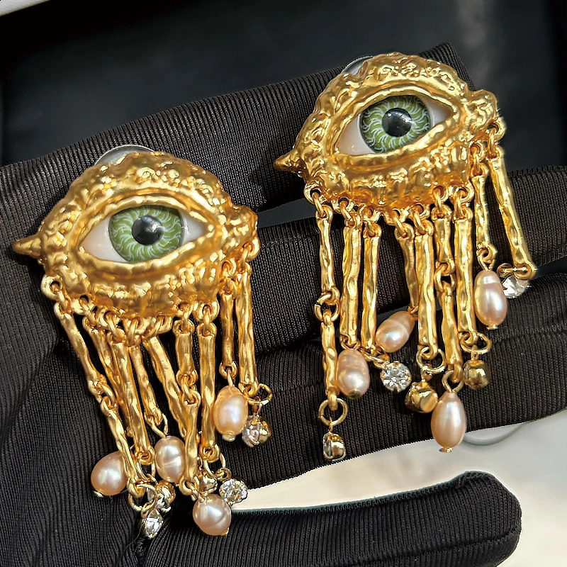 Personality Eye Open Ring Devils Eye Metal Pearl Tassel for Women Men Jewelry Classic Punk Stud Earrings Accessory 240731