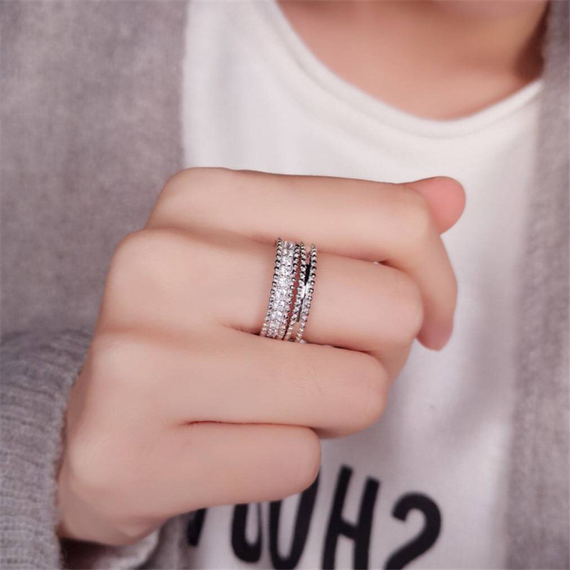 Elegant 2PCS Couple Wedding Rings Set: Handmade Sterg Sier with Round Moissanite Zircon