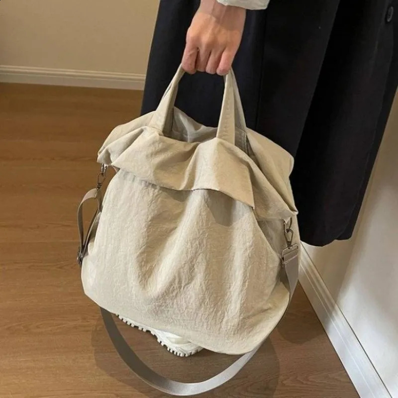 Womens Large Capacity Large Bag Sports Leisure Shoulder Tote Nylon Butot Carrying Crossbody Bag Fitness Bag 240802