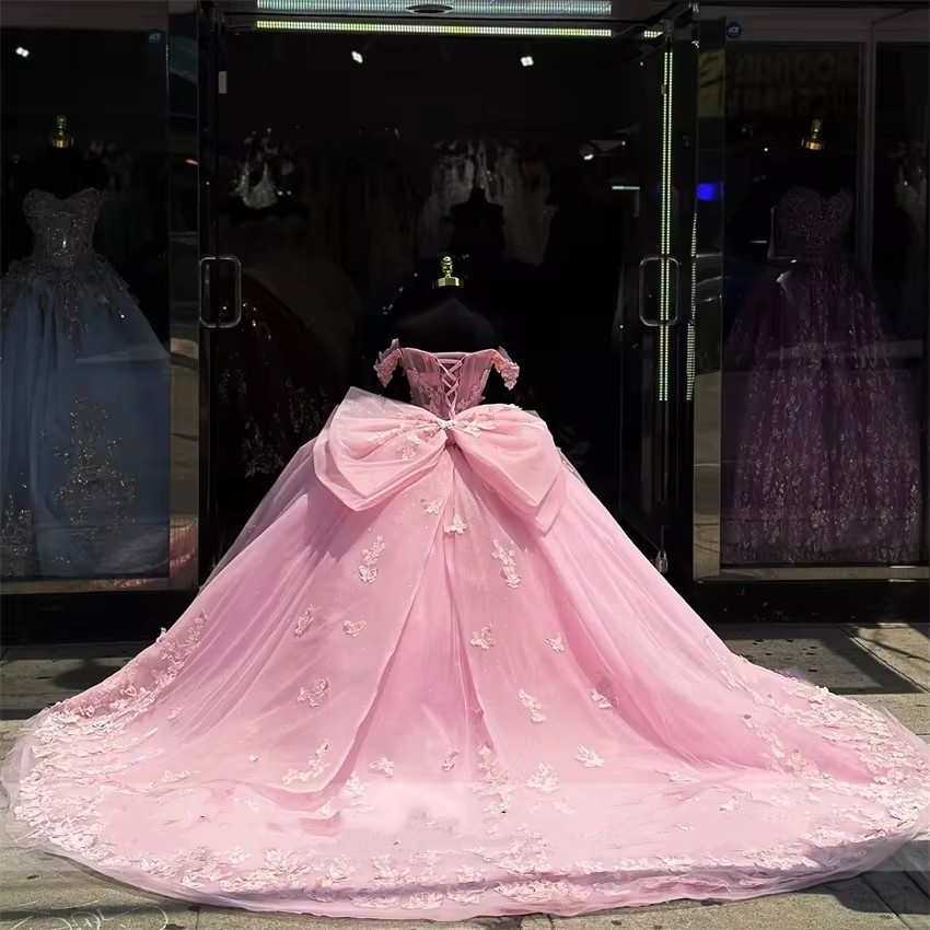 2025 SExquisite Pink Princess Quinceanera Dresses Ball Gown Off Shoulder Butterfly Applique Beads Crystals Vestidos De 15 Anos Bow