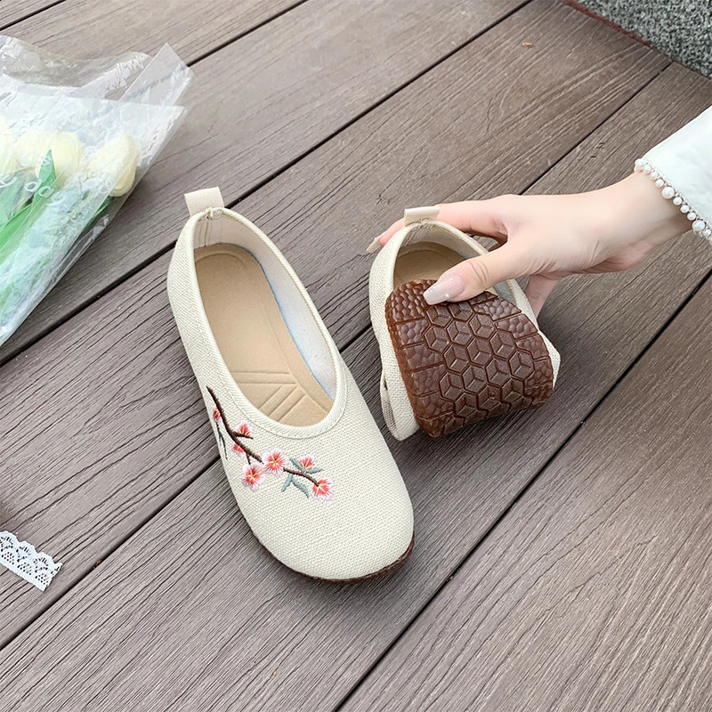 2024 printed womens flat shoes for summer comfort and breathability mothers shoes for womens outdoor leisure walking shoes 240802