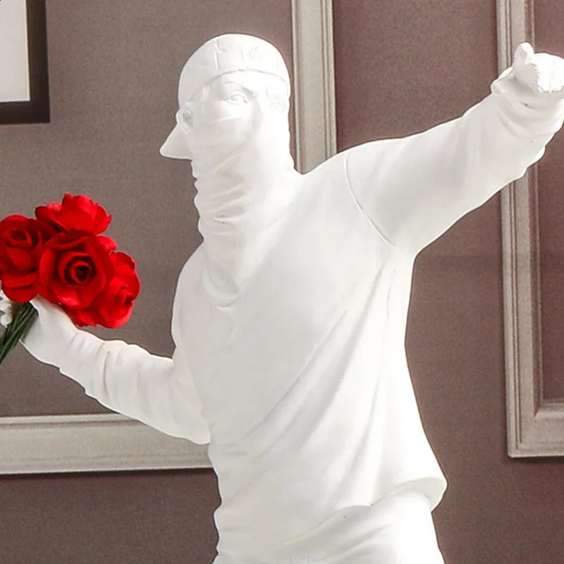 Resin Statues Sculptures Banksy Flower Thrower Statue Bomber Home Decoration Accessories Modern Ornaments Figurine Collectible 240804