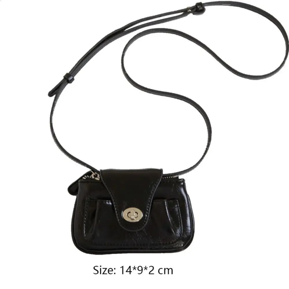 Cute leather mini silver cross shaped bag suitable for womens fashionable lipstick handbags and wallets 240805