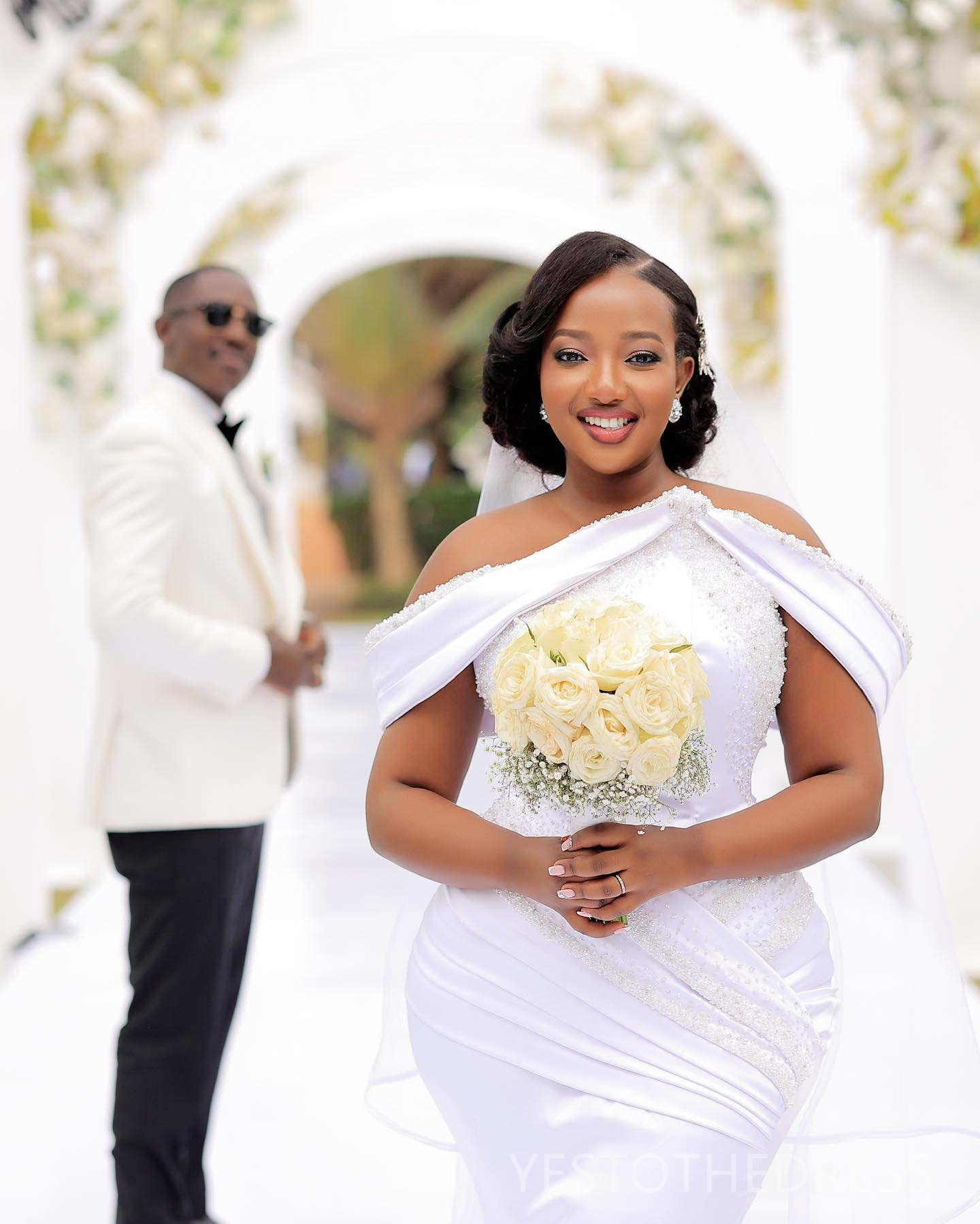 R&W 2024 Plus Size Aso Ebi Mermaid Dress Bridal Bride Pearls Beaded Pleated Wedding Gowns for Marriage D290