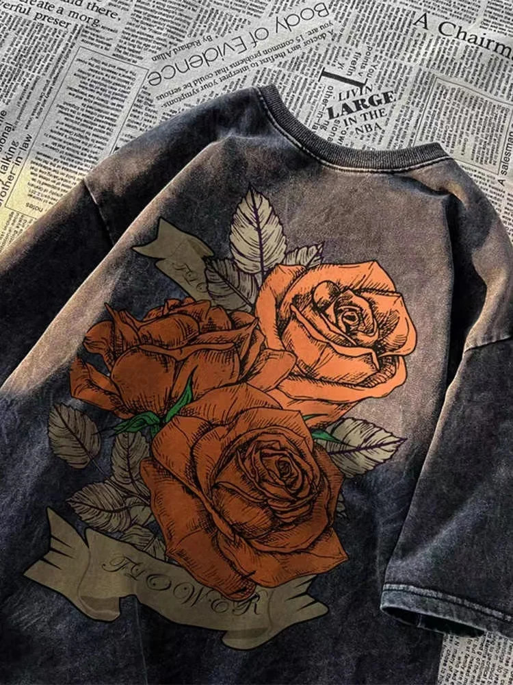 Trendy retro rose print graphic T-shirt for men and women summer American couple personality casual short sleeved top harajuku 240805