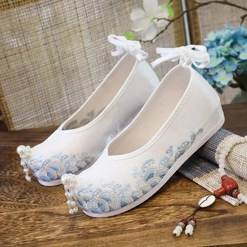 Maogu Embroidery Increases Inner High Shoes for Womens Apartment Womens Trend Chinese Style Pump Ancient Style Hanfu Shoes 240802