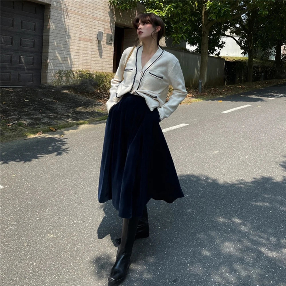 Arrival Women Autumn Winter Skirt Black Blue Coffee A Line Retro Vintage Long Midi Velvet Skirt SS0032 240802