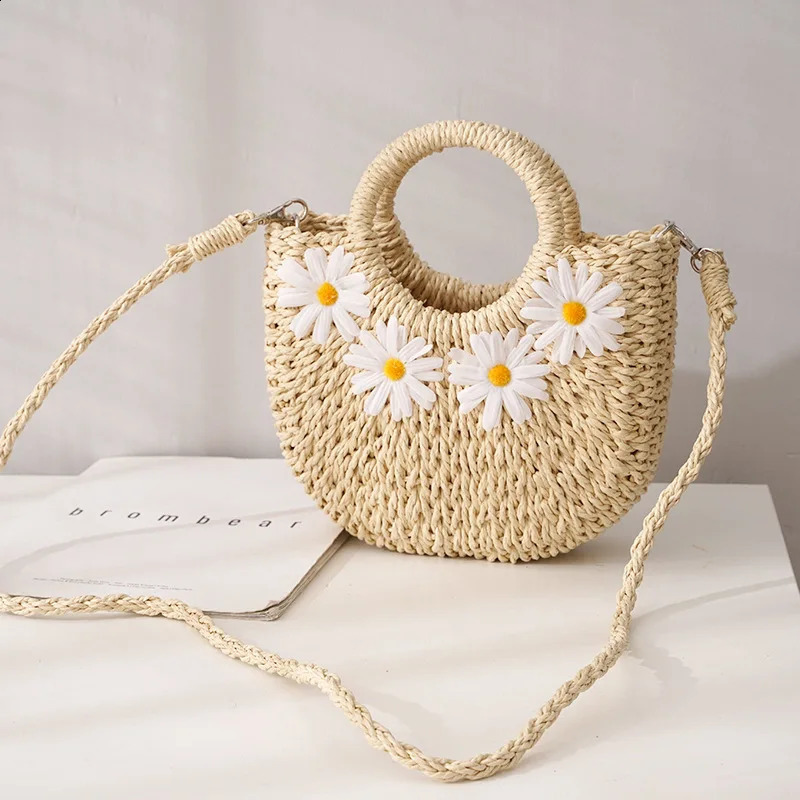 Fashion HandWoven Straw Beach Bags Women Handmade Moon Basket Shoulder Bag Bolsa Summer Bohemian Travel Crossbody Handbags 240802