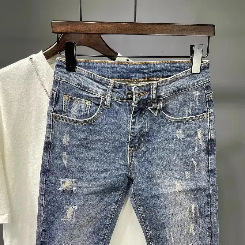 Trendy Jeans Mens 9-point Hole American Style Vintage Blues Slim Fit Smooths Your Silhouette Denim Cotton Pants 240805