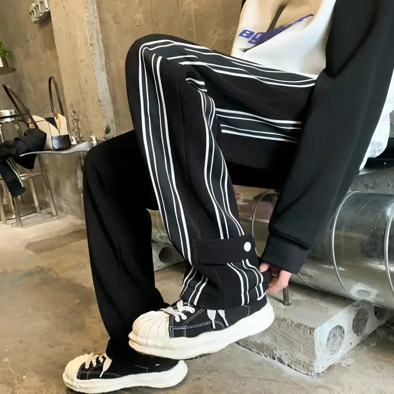 Trousers Male Straight Wide Mens Casual Pants Hip Hop Stripe Baggy Trend Comfortable Harajuku Y2k Fashion Korean Style Summer 240805